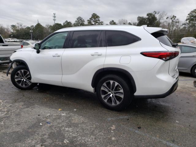 Photo 2 from auction – 2022 TOYOTA HIGHLANDER with VIN 5TDGZRAH2NS095212