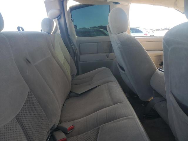 Photo 10 from auction – 2005 CHEVROLET SILVERADO with VIN 1GCHK29U25E260604