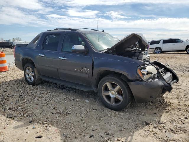 Photo 4 from auction – 2011 CHEVROLET AVALANCHE with VIN 3GNTKFE36BG124275