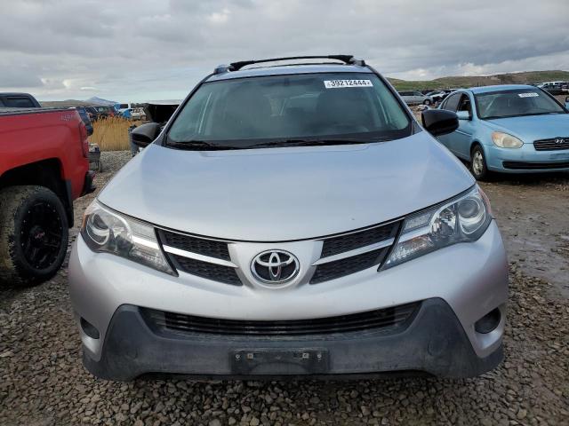 Photo 5 from auction – 2015 TOYOTA RAV4 LE with VIN 2T3BFREV5FW242819
