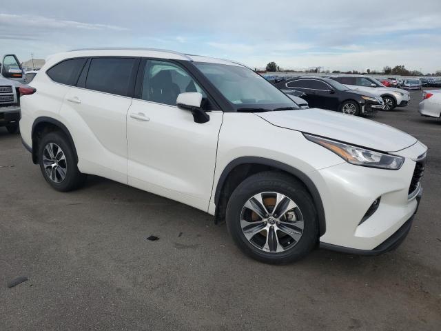 Photo 4 from auction – 2020 TOYOTA HIGHLANDER with VIN 5TDGZRBH1LS038107