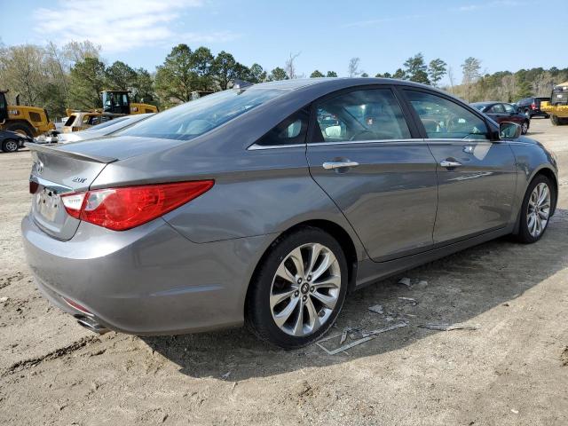 Photo 3 from auction – 2013 HYUNDAI SONATA SE with VIN 5NPEC4AB4DH530825