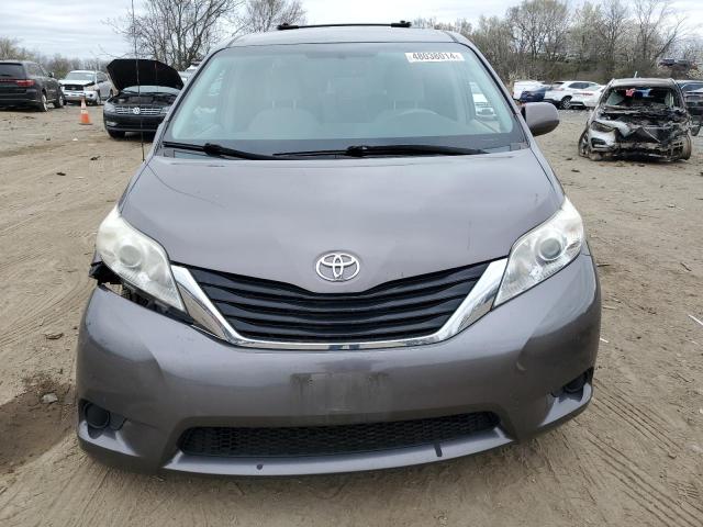 Photo 5 from auction – 2014 TOYOTA SIENNA LE with VIN 5TDKK3DC2ES495010
