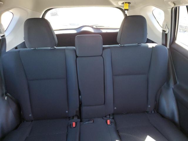 Photo 10 from auction – 2017 TOYOTA RAV4 LE with VIN 2T3BFREV5HW566937