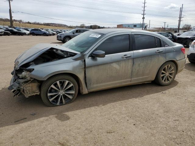 CHRYSLER 200 LIMITE 2013 with VIN 1C3CCBCG4DN523673 - Photo from auction