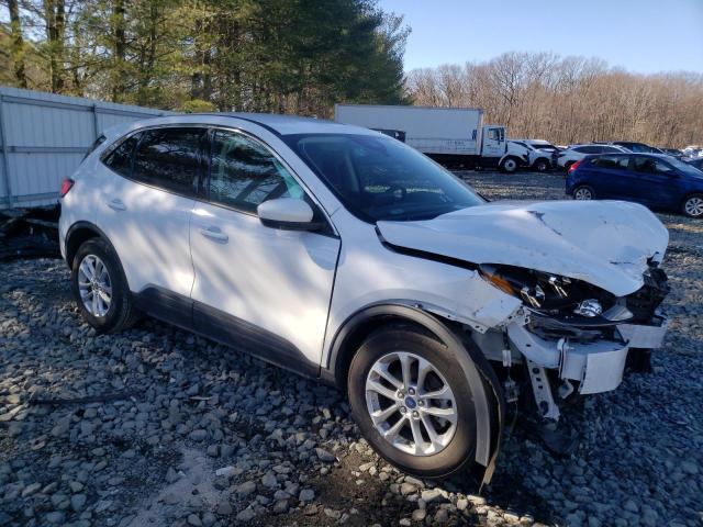 Photo 4 from auction – 2020 FORD ESCAPE SE with VIN 1FMCU0G69LUA65983