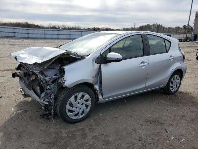 TOYOTA PRIUS C 2015 with VIN JTDKDTB33F1583785 - Photo from auction