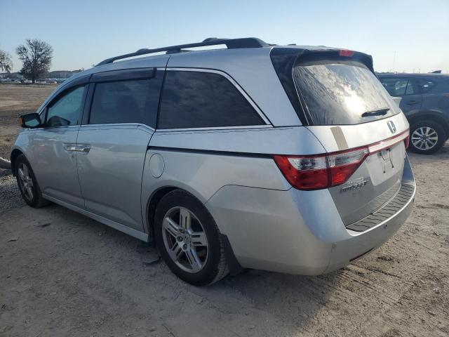 Photo 2 from auction – 2012 HONDA ODYSSEY TO with VIN 5FNRL5H91CB072846