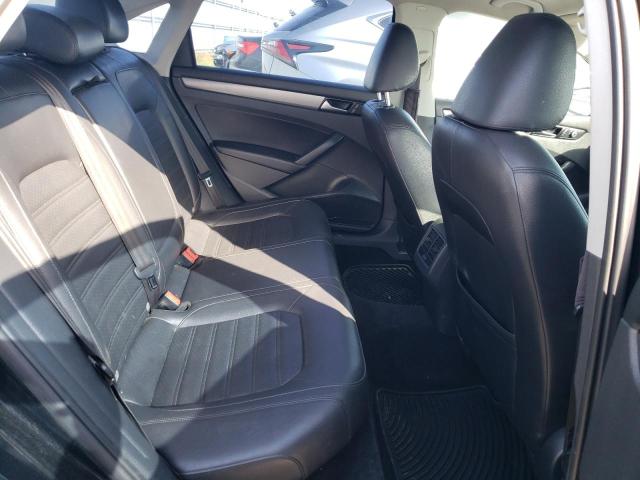Photo 10 from auction – 2015 VOLKSWAGEN PASSAT SE with VIN 1VWBT7A30FC045493