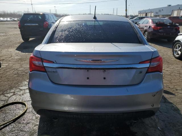 Photo 6 from auction – 2013 CHRYSLER 200 TOURIN with VIN 1C3CCBBG9DN744588