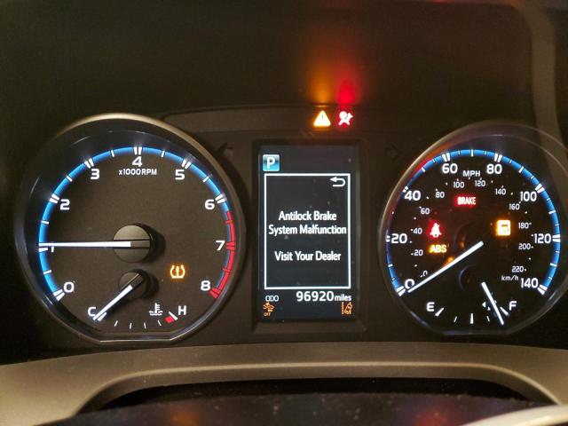 Photo 9 from auction – 2018 TOYOTA RAV4 LE with VIN JTMBFREV8JJ199553