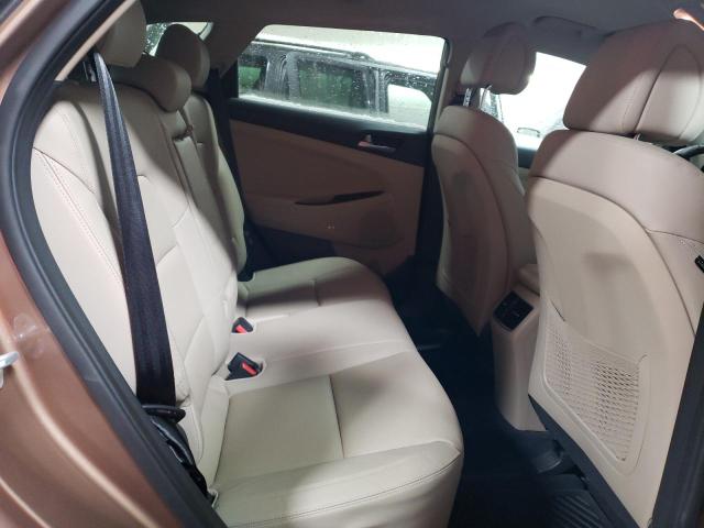 Photo 10 from auction – 2017 HYUNDAI TUCSON LIM with VIN KM8J33A40HU425524