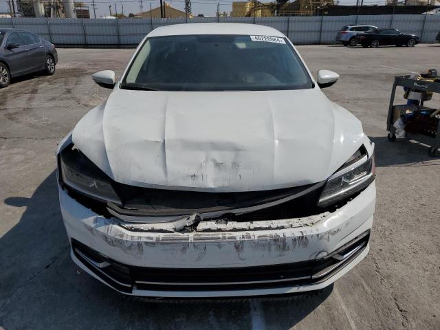 Photo 5 from auction – 2016 VOLKSWAGEN PASSAT S with VIN 1VWAT7A30GC036628