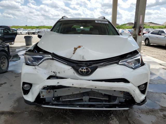 Photo 5 from auction – 2017 TOYOTA RAV4 LIMIT with VIN JTMDFREV8HJ705840
