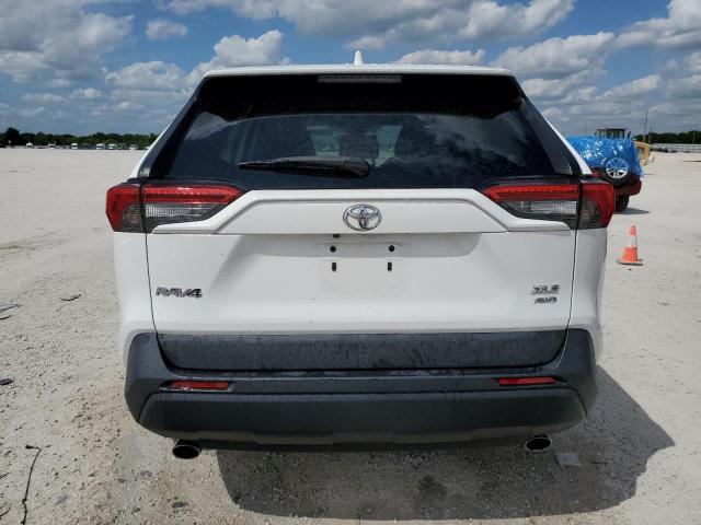 Photo 6 from auction – 2020 TOYOTA RAV4 XLE with VIN 2T3P1RFV3LC062903