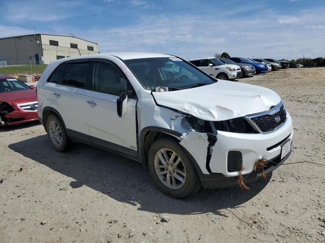 Photo 4 from auction – 2014 KIA SORENTO LX with VIN 5XYKTCA62EG481911