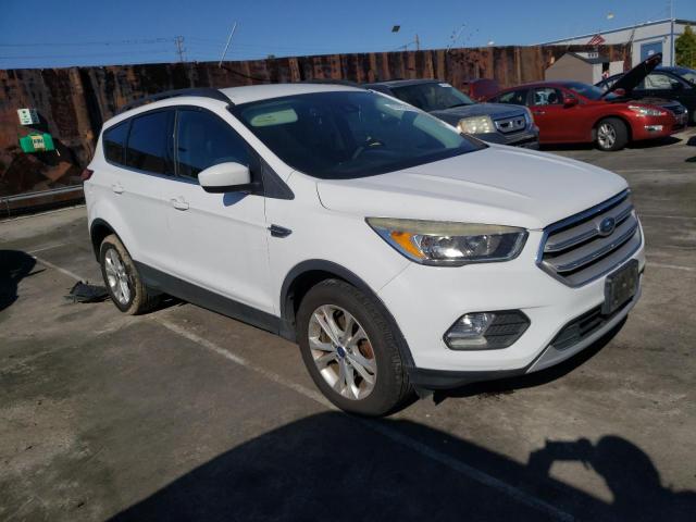 Photo 4 from auction – 2018 FORD ESCAPE SE with VIN 1FMCU0GD2JUA35686
