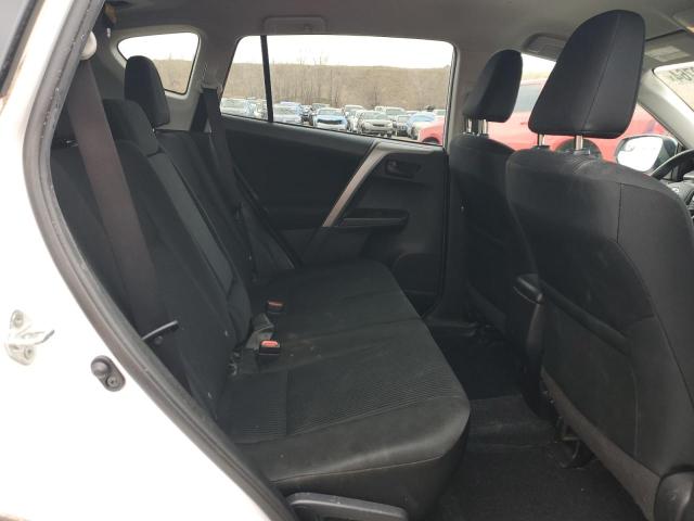 Photo 11 from auction – 2018 TOYOTA RAV4 LE with VIN 2T3BFREV8JW850990