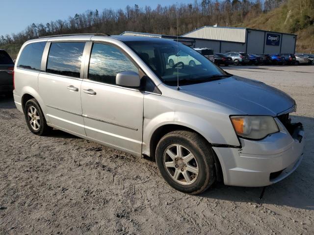 Photo 4 from auction – 2009 CHRYSLER TOWN & COU with VIN 2A8HR54119R673397