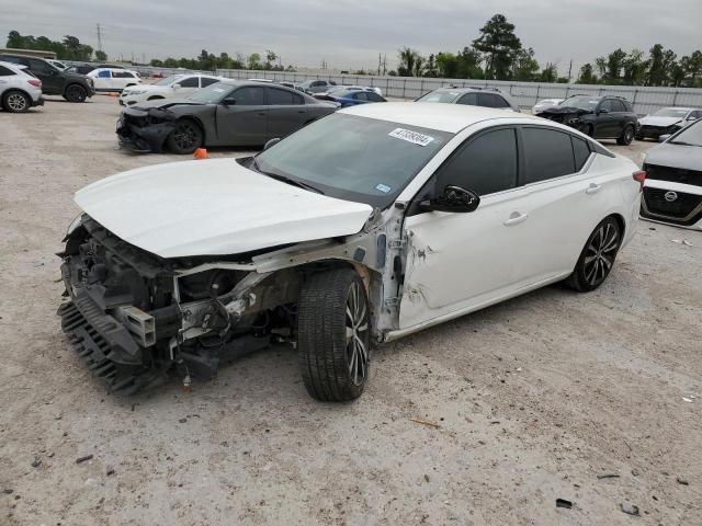 NISSAN ALTIMA SR 2019 with VIN 1N4BL4CV1KC131668 - Photo from auction