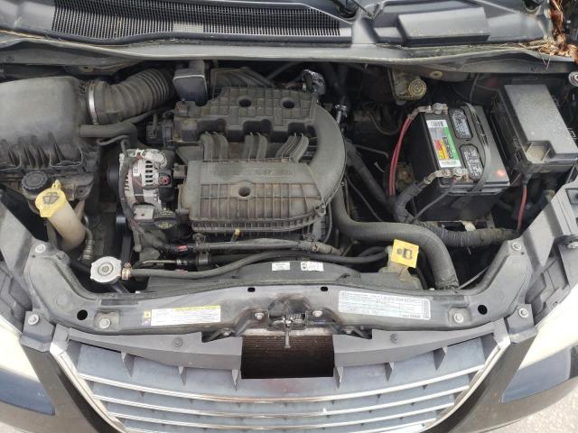Photo 12 from auction – 2010 CHRYSLER TOWN & COU with VIN 2A4RR8DX3AR358410