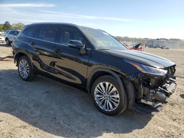 Photo 4 from auction – 2023 TOYOTA HIGHLANDER with VIN 5TDKDRAHXPS007194