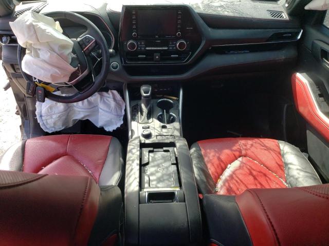 Photo 8 from auction – 2021 TOYOTA HIGHLANDER with VIN 5TDJZRBH1MS141812
