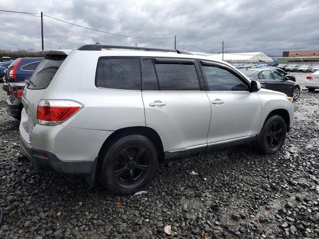Photo 3 from auction – 2011 TOYOTA HIGHLANDER with VIN 5TDBK3EHXBS076327