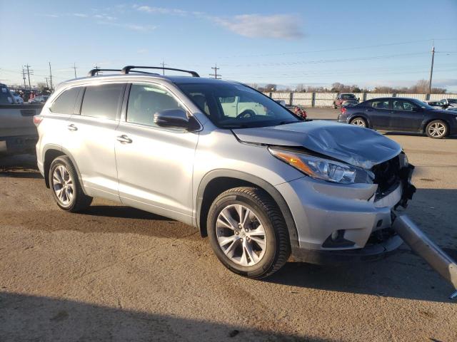 Photo 4 from auction – 2015 TOYOTA HIGHLANDER with VIN 5TDJKRFH0FS165150