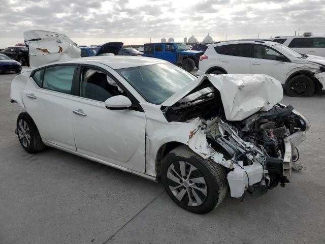 Photo 4 from auction – 2019 NISSAN ALTIMA S with VIN 1N4BL4BV1KC245106
