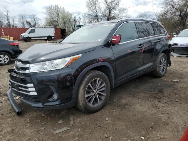 TOYOTA HIGHLANDER 2017 with VIN 5TDJZRFH6HS520644 - Photo from auction