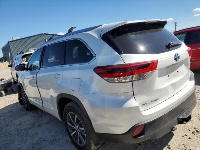 Photo 2 from auction – 2018 TOYOTA HIGHLANDER with VIN 5TDJGRFH2JS046770