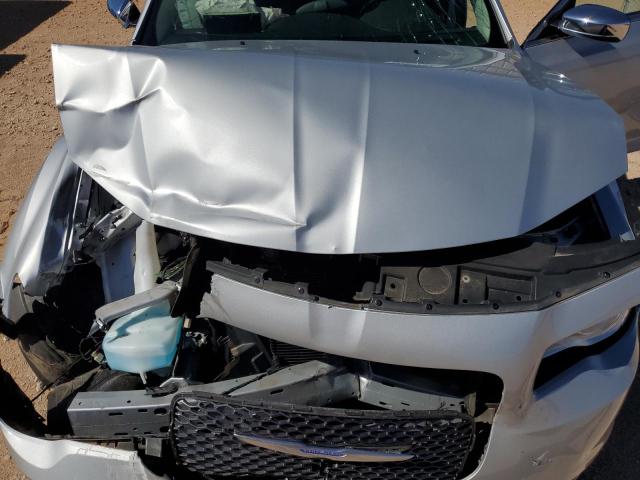 Photo 11 from auction – 2020 CHRYSLER 300 LIMITE with VIN 2C3CCAEG5LH108571