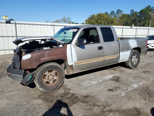 CHEVROLET SILVERADO 2003 with VIN 2GCEC19V231231668 - Photo from auction