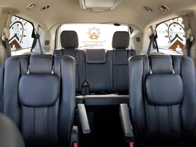 Photo 10 from auction – 2012 CHRYSLER TOWN & COU with VIN 2C4RC1BG1CR382239