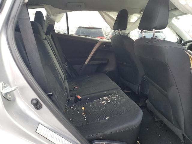 Photo 10 from auction – 2017 TOYOTA RAV4 LE with VIN 2T3BFREV5HW549376
