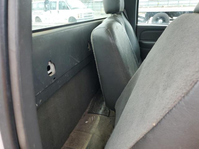 Photo 10 from auction – 2005 CHEVROLET SILVERADO with VIN 1GCEC14V75Z111737