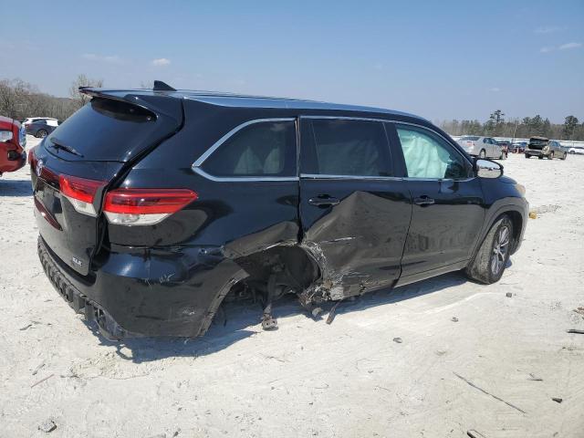 Photo 3 from auction – 2018 TOYOTA HIGHLANDER with VIN 5TDKZRFHXJS526960