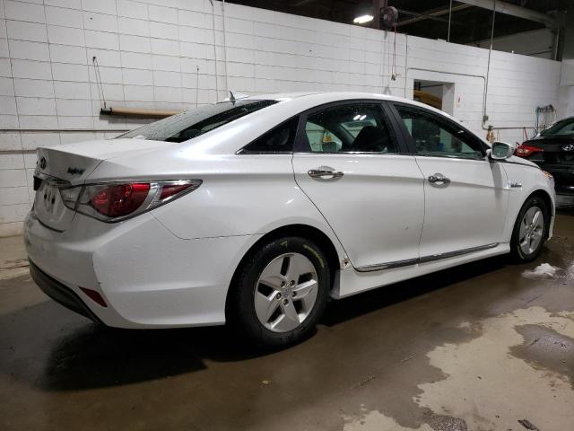 Photo 3 from auction – 2012 HYUNDAI SONATA HYB with VIN KMHEC4A4XCA046726