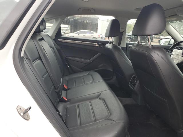 Photo 10 from auction – 2016 VOLKSWAGEN PASSAT SE with VIN 1VWBT7A36GC048433