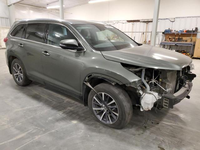 Photo 4 from auction – 2019 TOYOTA HIGHLANDER with VIN 5TDJZRFH6KS703159