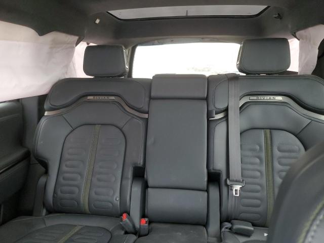 Photo 10 from auction – 2023 RIVIAN R1S ADVENT with VIN 7PDSGABA8PN008336