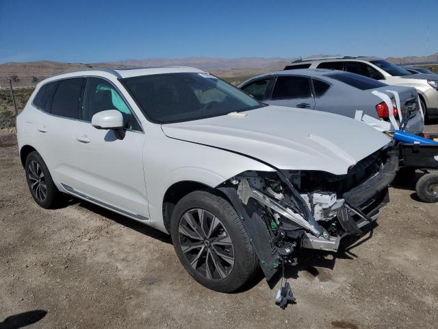 Photo 4 from auction – 2023 VOLVO XC60 PLUS with VIN YV4L12RE4P1273996
