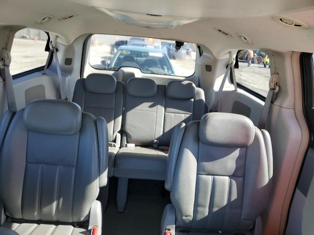 Photo 10 from auction – 2010 DODGE GRAND CARA with VIN 2D4RN5DX1AR394180