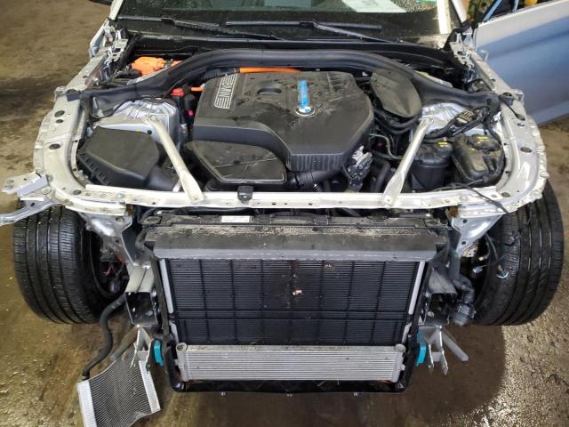 Photo 11 from auction – 2019 BMW 530XE with VIN WBAJB1C55KB376368