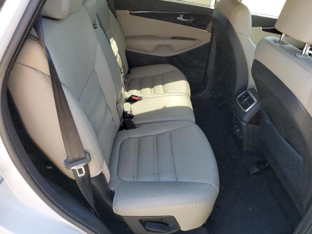 Photo 11 from auction – 2017 KIA SORENTO EX with VIN 5XYPHDA13HG276300