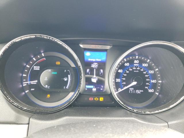 Photo 9 from auction – 2012 HYUNDAI SONATA HYB with VIN KMHEC4A46CA038834