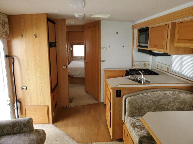 Photo 6 from auction – 2003 WINNEBAGO BRAVE with VIN 5B4LP57G213327935
