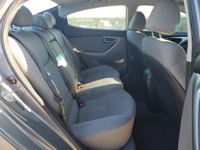 Photo 10 from auction – 2012 HYUNDAI ELANTRA GL with VIN 5NPDH4AE4CH142046
