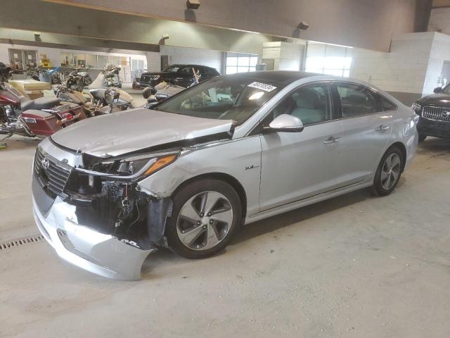 HYUNDAI SONATA HYB 2016 with VIN KMHE34L17GA016933 - Photo from auction